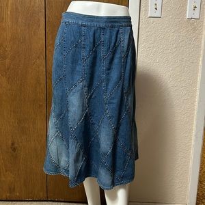 Studio west apparel denim skirt in size medium